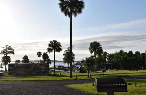 Crescent City Apartment | Waterview Efficiency Cottage