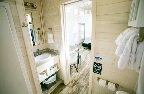 Steele Creek Cabin | Waterview Family Style 2 Bed Cabin #6