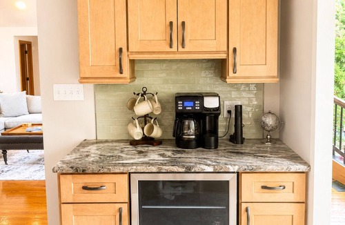 North Shore House | We have Water! Spacious home with Gentle Slope and Dock!