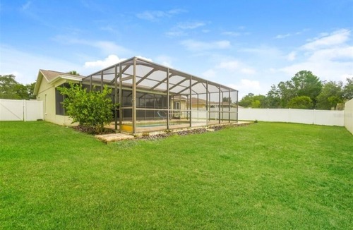 Spring Hill House | Weeki Wachee Getaway – Private Pool, WiFi & More!