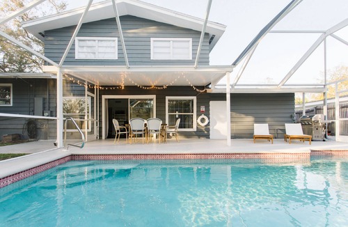 Bellevue Terrace House | Welcome To Shoreline: 4BR, Heated Pool, 7miles to Gulf Beaches, Sleeps10