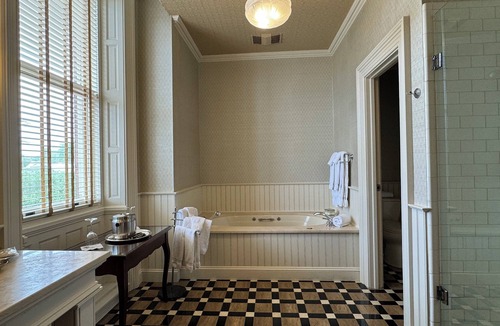 Harleston Village Hotel | Wentworth Mansion