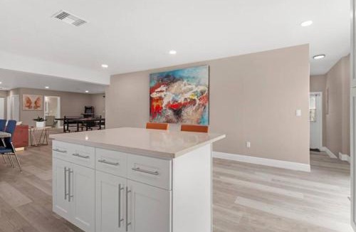 Mangonia Park House | West Palm Beach Pool Home- Paxton