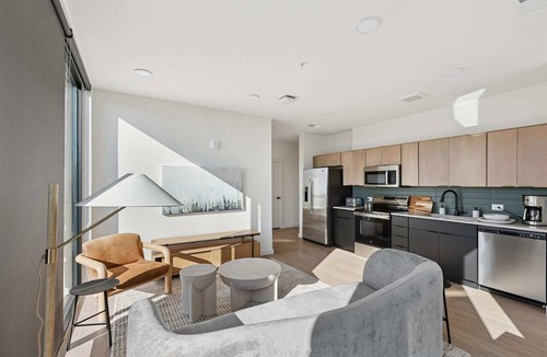 Eighth Avenue Apartment | Westerly House