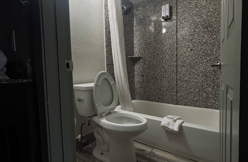 Cumberland Hotel | Western Inn Marietta