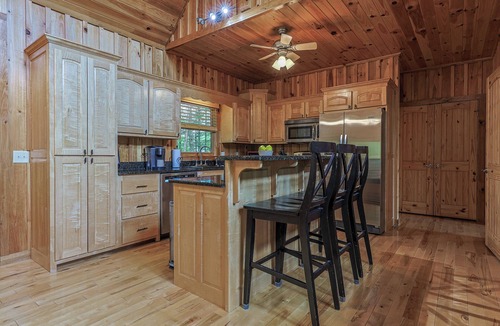 Epworth Cabin | Where The Mountains Meet | Blue Ridge, GA