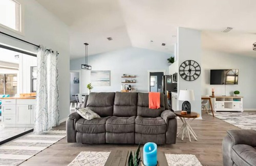 Pebble Beach House | Whispering Palms - Private heated pool and hot tub