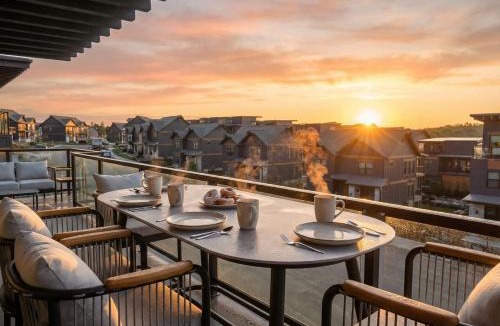 Sevierville House | Whispering Pines Cabin - Waterpark - Sleeps 26