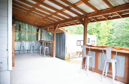 Cleveland House | Whisperwood Hideaway ~ Cleveland