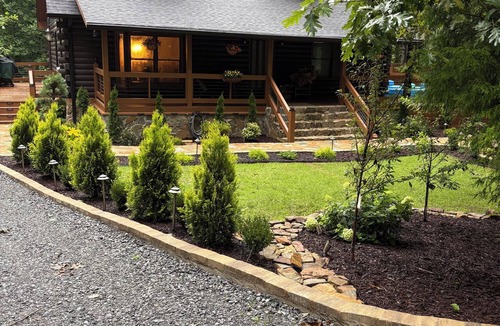Epworth House | Wild Ford Cabin with movie room, game room, hot tub, walking trails
