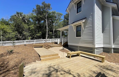 Cape Fear Station House | Willet on Kinnakeet - CAPE FEAR STATION GEM