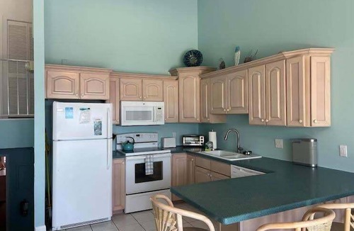 Islamorada House | Windy Cove 1: 3-bedroom condo in Islamorada with pool access and stunning views.