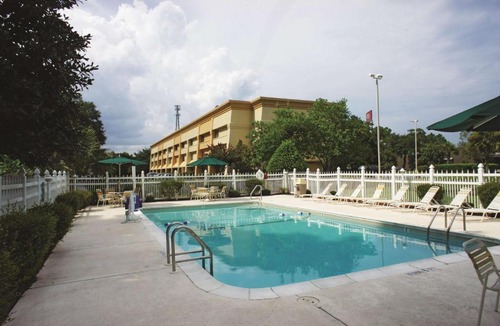Dock Junction Hotel | Wingate by Wyndham Brunswick GA I-95