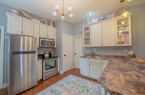Walland House | Wizard House + Hot Tub, Private Creek, Large Yard, EV Charge