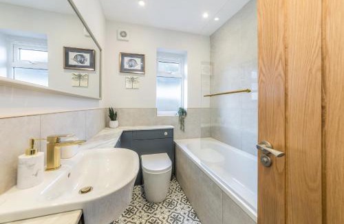 Abingdon House | WJShortlets - 48HarwellRd