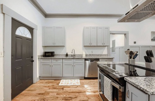 Pittsburgh House | Wonderful Atlanta Haven | 3 Bed w/Fenced Backyard