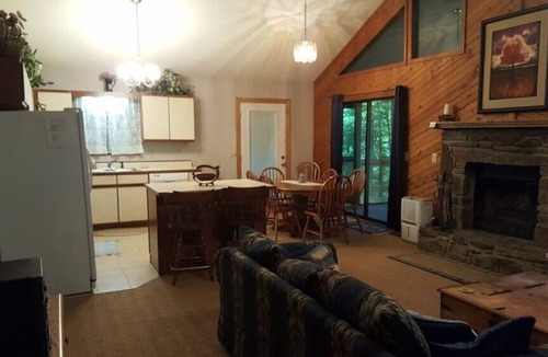Maggie Valley House | Woodlands Cabin - Private and Peaceful w/Hot Tub