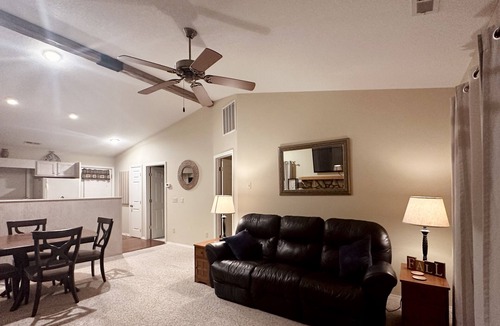 Franklin House | Woodside Villa in Franklin NC