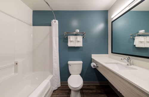 Greensboro Hotel | WoodSpring Suites Greensboro - High Point North