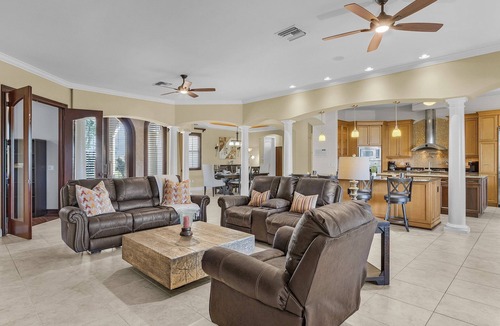 Pelican House | WOW! Experience Luxury! Gulf Access, Pool & Spa, Kayaks, Dock, Tiki- Villa Waterfront Wonderland