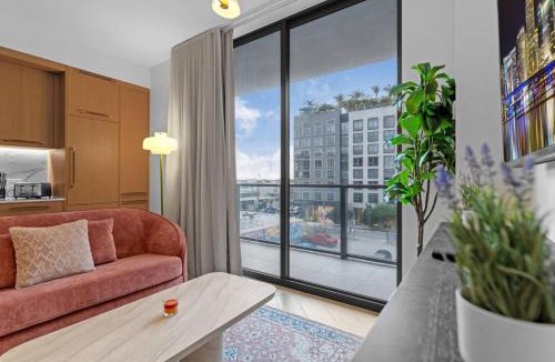 Wynwood Art District Apartment | Wynwood Studio With Pool and Gym Walk to Restaurants