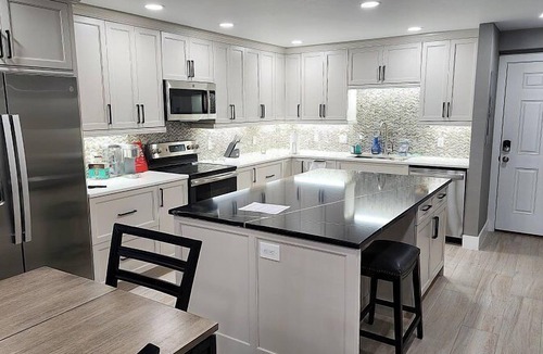 South Island Condo | You will be in the center of all the action staying in this ground level two.