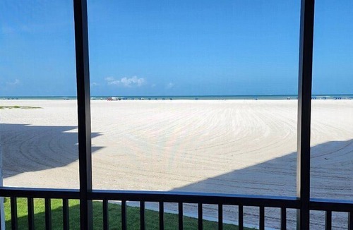 South Island Condo | You will be in the center of all the action staying in this ground level two.