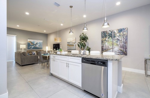 West Kissimmee House | Your Disney Escape – 5 Min Drive, Sleeps 8