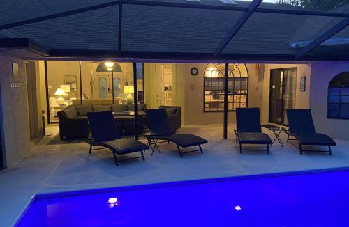 Crystal River House | Your Manatee and Scalloping Adventure Retreat in Crystal River