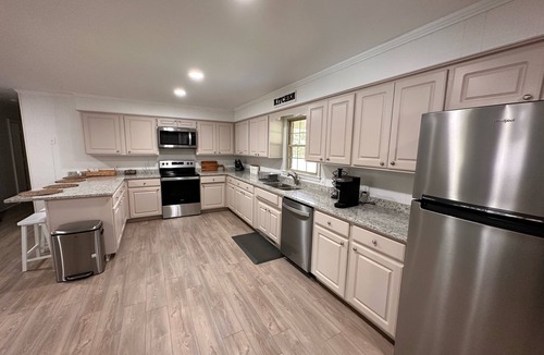 Converse House | "Your Next STAY"nClean, private, and convenient upstate home near I-85!