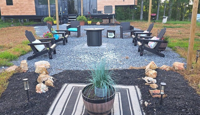1-bedroom + 2 loft areas luxury RV in superb Dover with AC comfort.