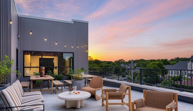 #1 Hotel in Nashville | Heart of 12 South + Rooftop + Full Kitchen