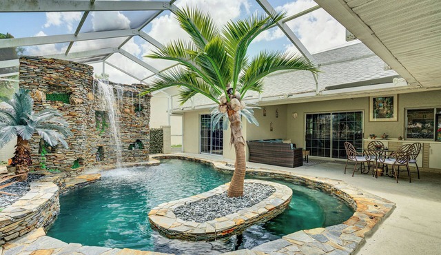 10 Mi to Beach! Punta Gorda Home w/Outdoor Oasis