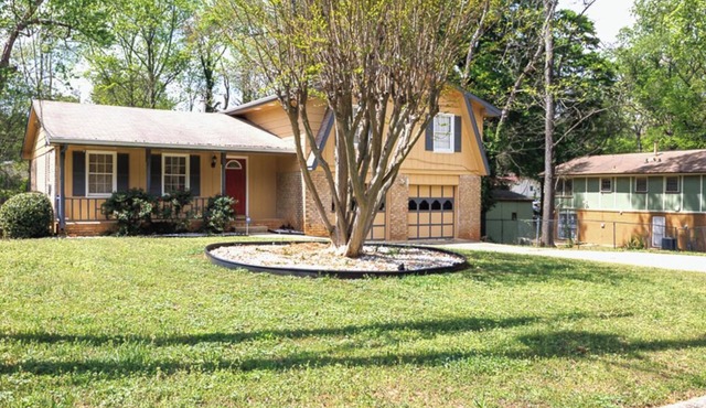 10 minutes from downtown