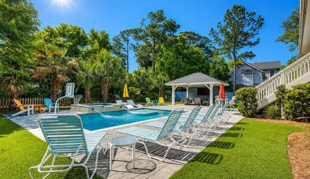 19 Sandpiper -20% off 8/8-15 week. Relax, Gather, and Unwind