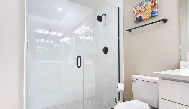2 bed 2 full bath w/pool, golf included w 30 day