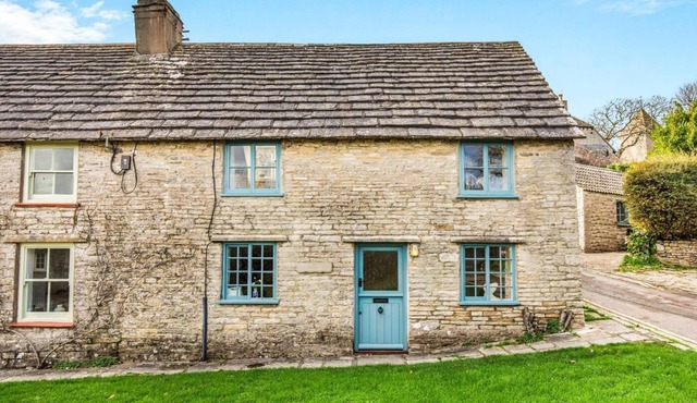 2 Bed in Worth Matravers (oc-q33640)