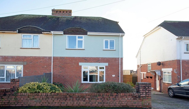 3 bedroom accommodation in Exmouth