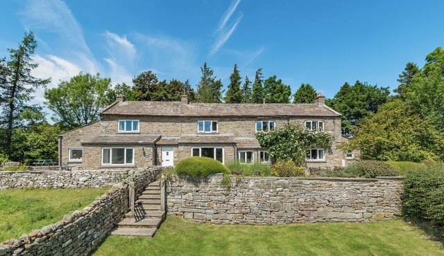 3 bedroom accommodation in Melmerby, near Coverdale