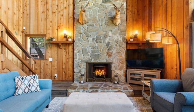 3 bedroom cabin, 15 minutes to Legoland, lake view