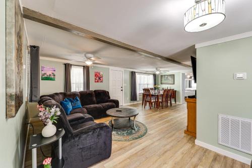 4 Mi to Savannah River Access: Home w/Fire Pit