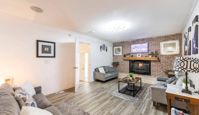 8 Bedrooms Corporate Stay