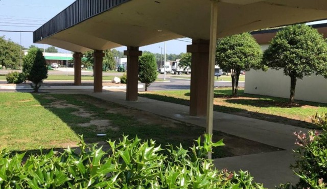 Americas Best Value Inn Wilson - UNIT 6 (ONE BED) GROUND FLOOR