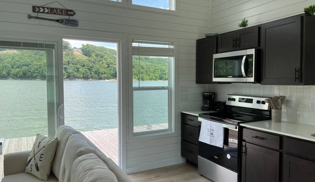 An Absolute Blast - Lake Cumberland Marina