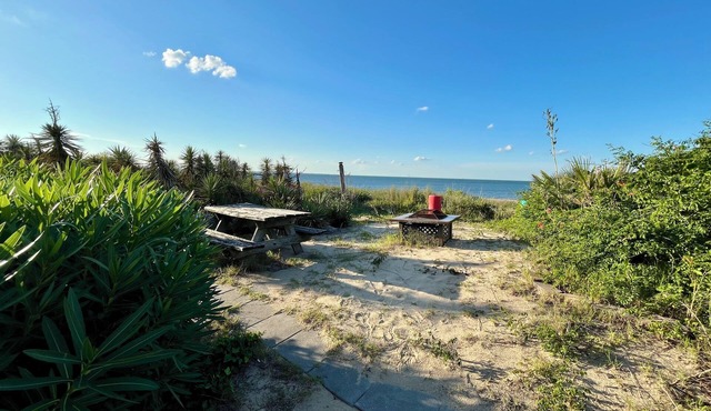 Beachfront Bungalow w/BEST Location in Ocean View!