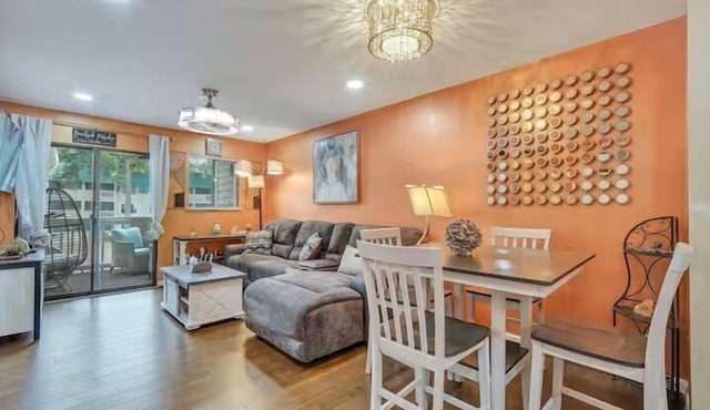Beachside Paradise - 2-bedroom villa WiFi and AC in Hilton Head Island