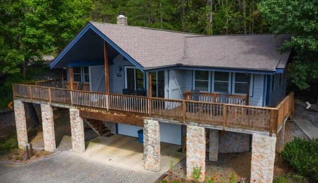 Bluebird at Springdale: Resort Home with Golf Course and Pool Access!