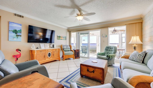 Boat, Fish & Swim: Condo on St Johns River!