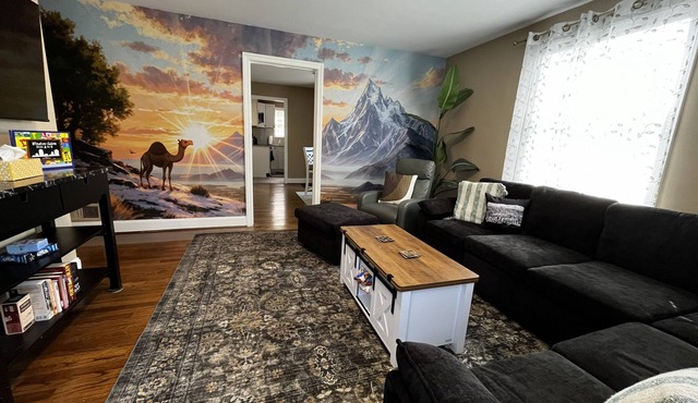 Camel City Oasis * * Sleeps 8 * * Near Old Salem