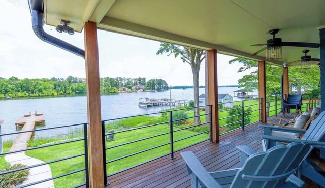 Casa Azul - Lake Murray - Close in - Spa like bath